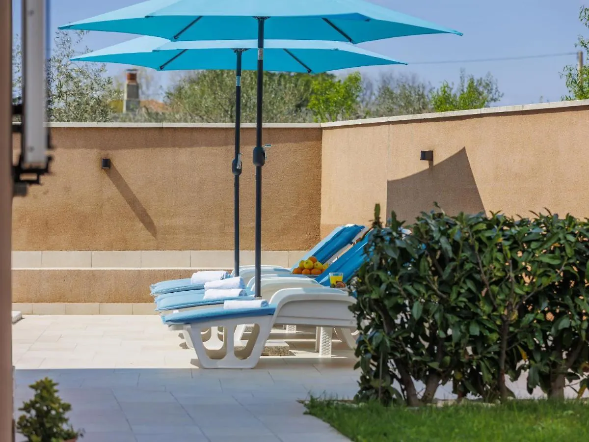 Holiday Home Villa Vesna By Interhome Pula