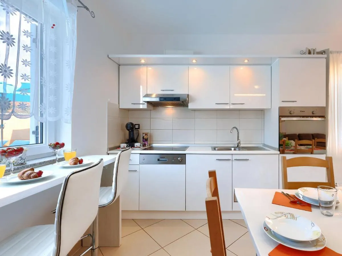 Holiday Home Villa Vesna By Interhome Pula